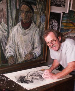 Künstler Michael Wendel in seinem Atelier in Meßstetten-Hossingen